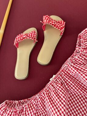 Time and Tru Red Gingham Bow Slide Sandals